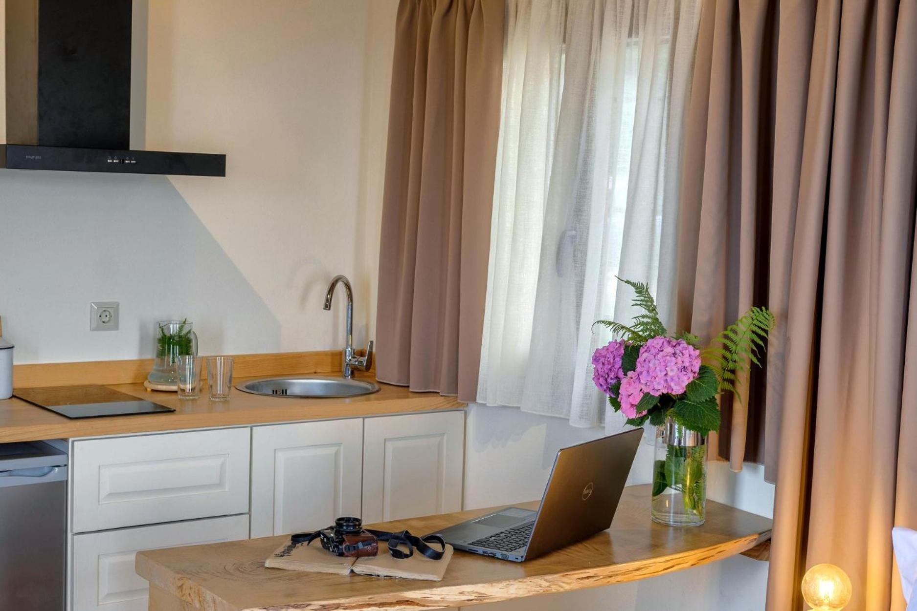 Hotel Adama Mourésion Zewnętrze zdjęcie